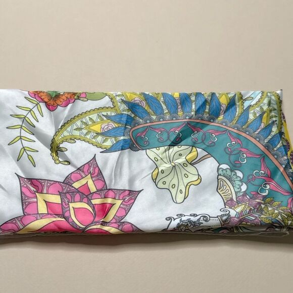 Eagle Scarf G13 - Picture 3 of 4